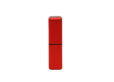 Aluminium cosmétique de luxe de couleur rouge en vrac de conteneurs de baume à lèvres d'emballage