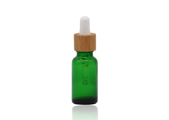 bouteille d'huile essentielle de l'Aromatherapy 30ml avec le compte-gouttes