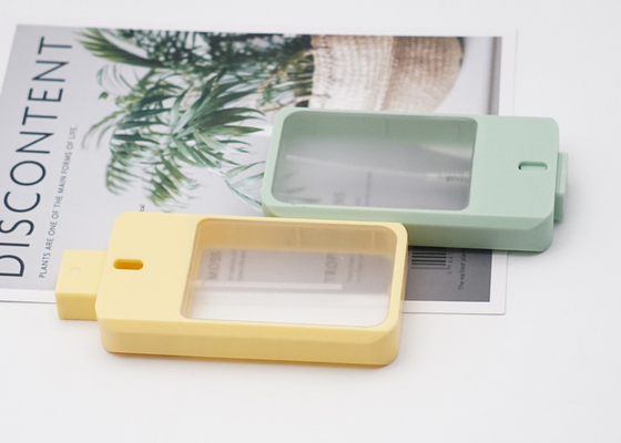 Bouteille de parfum rechargeable de carte de crédit d'atomiseur en plastique jaune de la couleur 38ml