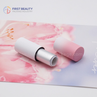 Tubes de rouge à lèvres cosmétiques personnalisés de 3,8 g avec étiquette privée