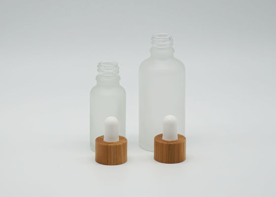 Bouteilles en verre en bambou givrées de compte-gouttes de l'huile 50ml essentielle
