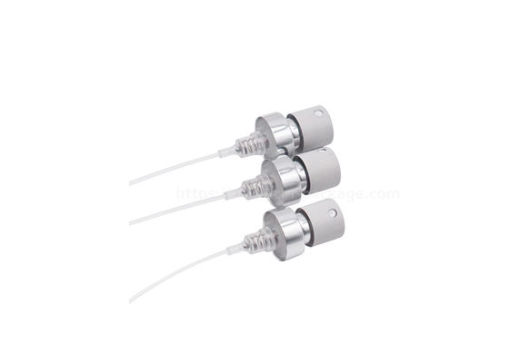 Cosmétique blanc de la couleur Fea18 de cuir embouti de parfum de jet de pompe de flaque en aluminium non